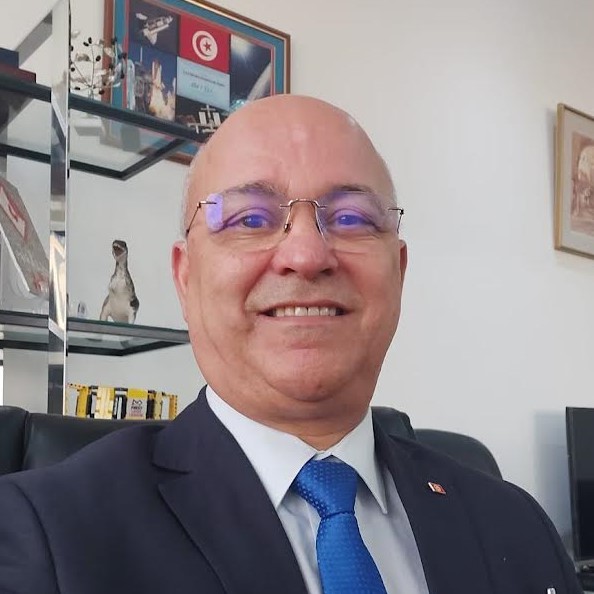 أ.د فتحي زقروبة